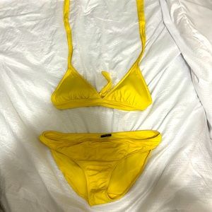 Yellow crop top bikini!
